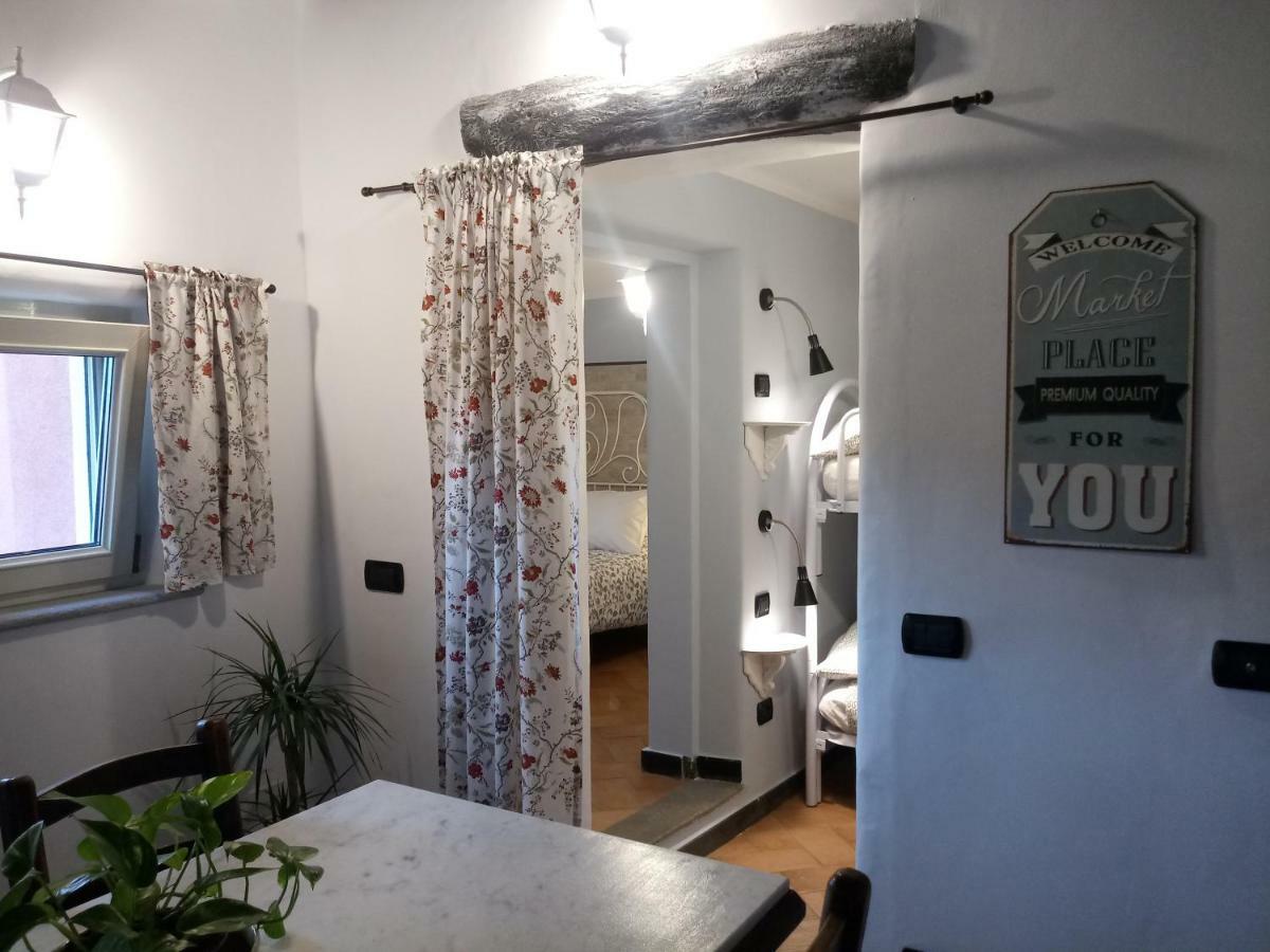 Apartmán Contrada Casa Vacanze Vado Ligure Exteriér fotografie